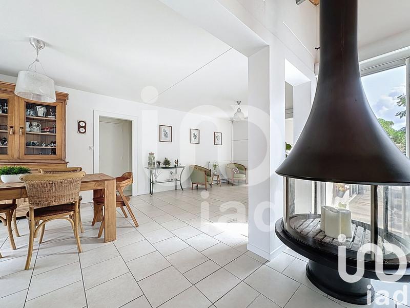 Maison - 157 m² - 7 pièces