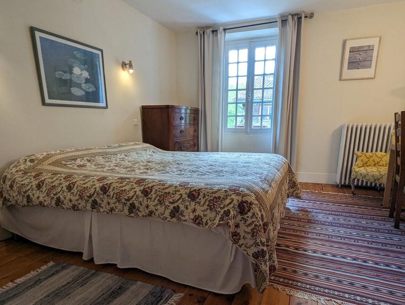 Propriété - 399 m² - 17 pièces