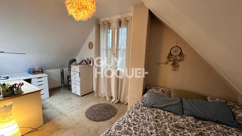 Maison - 90 m² - 5 pièces