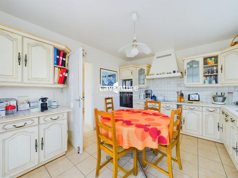 Maison traditionnelle - 145 m² - 7 pièces