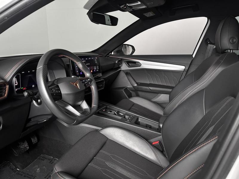 Cupra Formentor V 204ch Cockpit Carplay Cuir Regul Acc Keyless Go Ja18p E-Hybrid Rechargeable