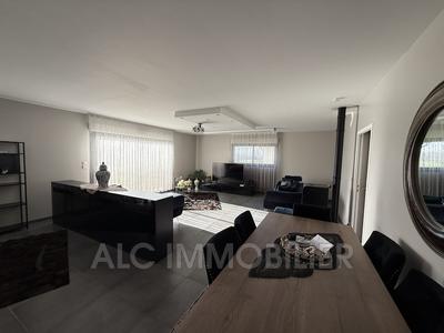 Maison - 117 m² - 5 pièces