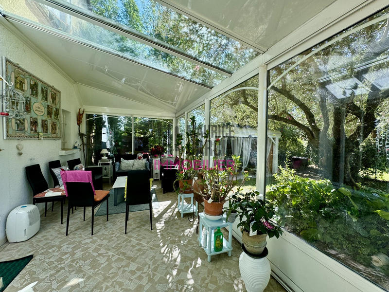 Maison - 200 m² - 5 pièces