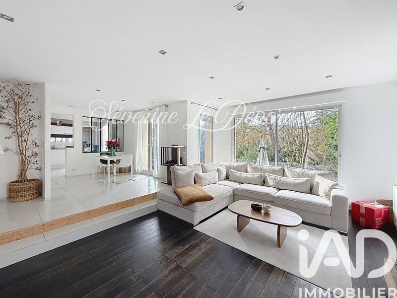 Maison - 145 m² - 8 pièces