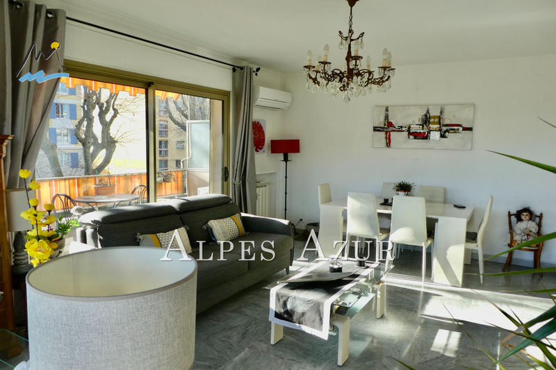 Appartement - 77 m² - 3 pièces