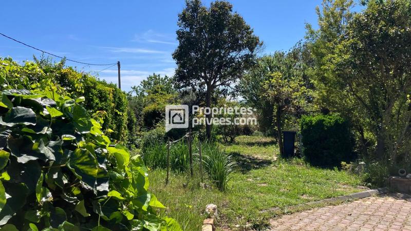 Maison - 255 m² - 8 pièces