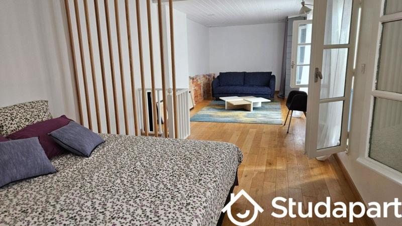 Chambre - 14 m² - 1 pièce