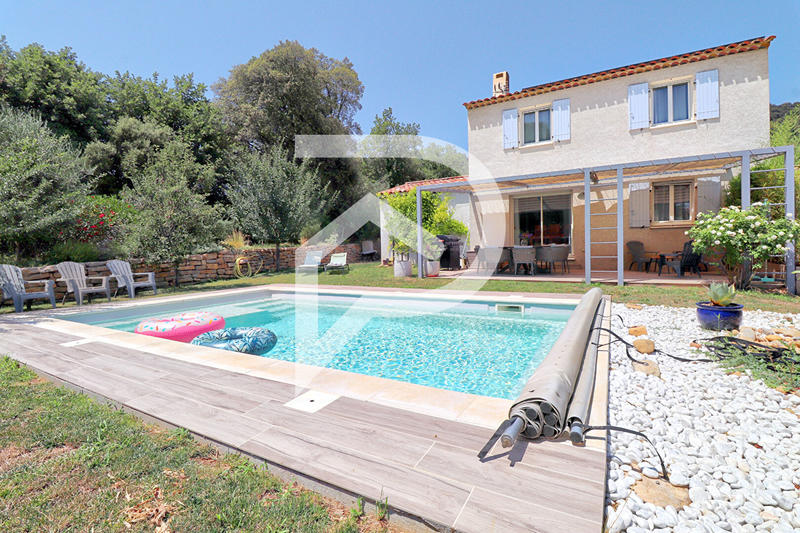 Villa - 138 m² - 6 pièces