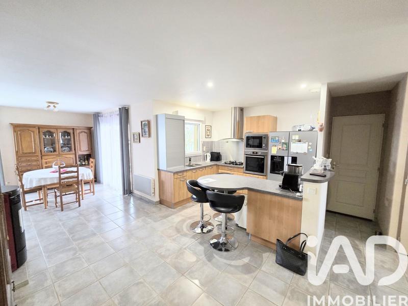 Maison - 88 m² - 4 pièces