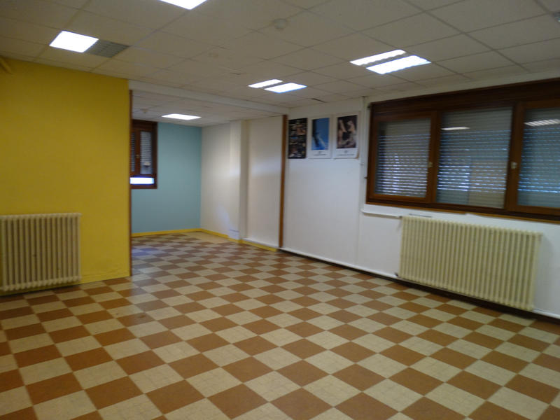 Local commercial - 1 514 m²