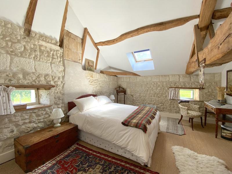 Maison - 288 m² - 9 pièces