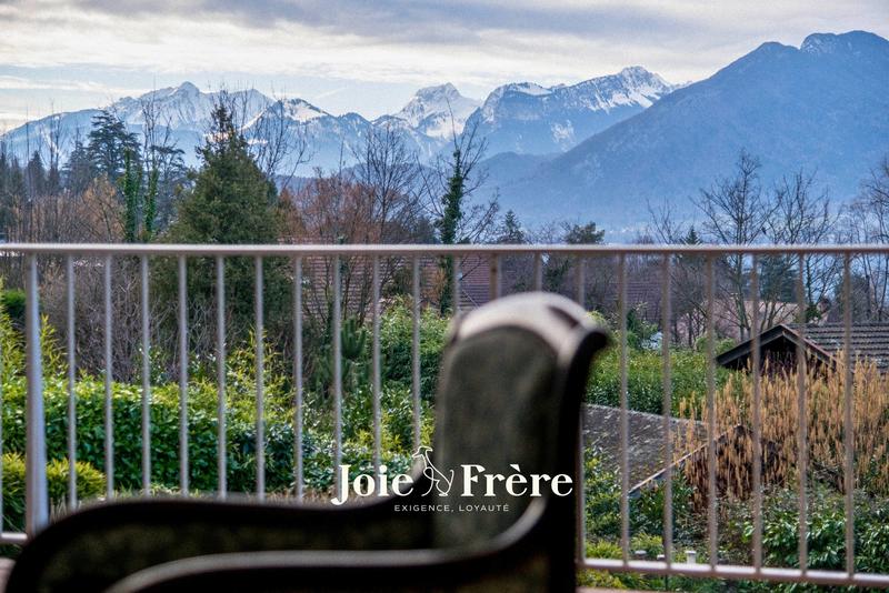 Appartement - 87 m² - 4 pièces