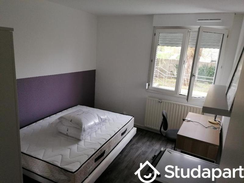 Chambre - 15 m² - 1 pièce