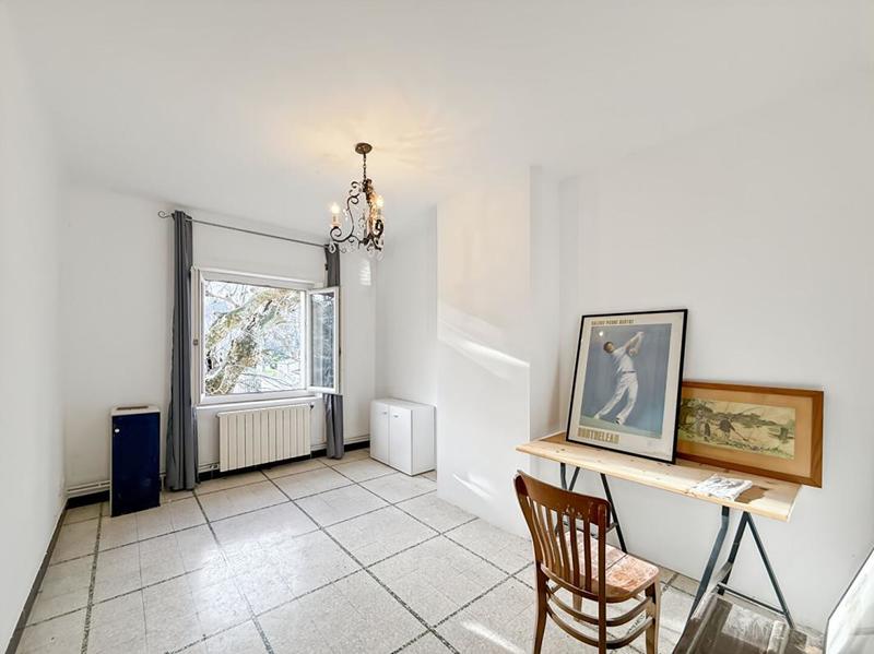 Maison - 200 m² - 6 pièces