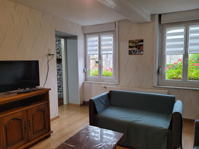 Maison - 223 m² - 9 pièces