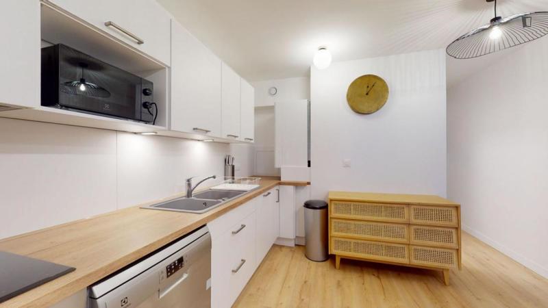 Chambre - 9 m² - 5 pièces