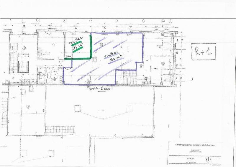Local d'activité / Entrepôt - 125 m²
