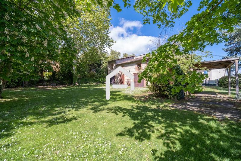 Maison - 250 m² - 7 pièces