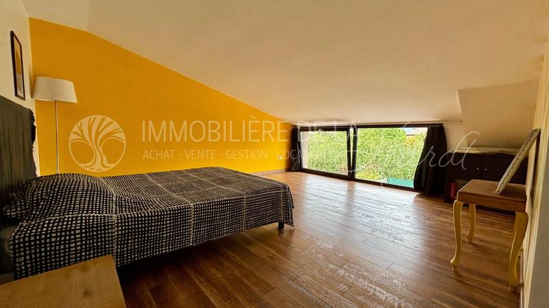Loft - 150 m² - 5 pièces
