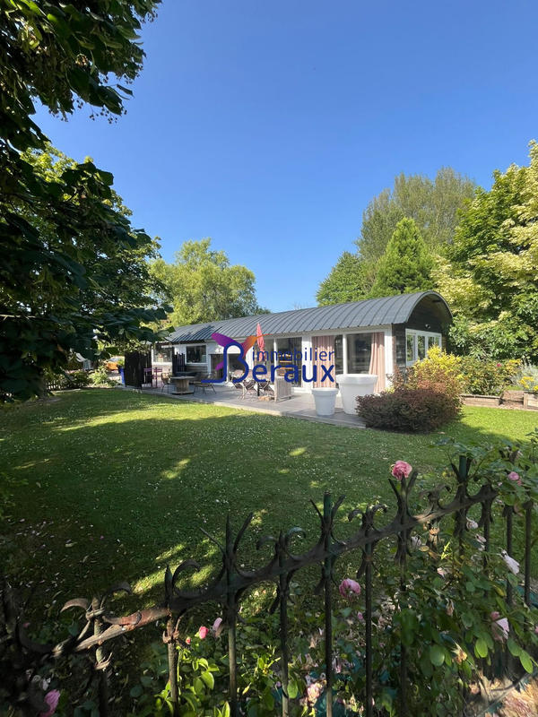 Maison - 327 m² - 10 pièces