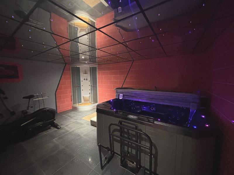 Maison - 165 m² - 6 pièces