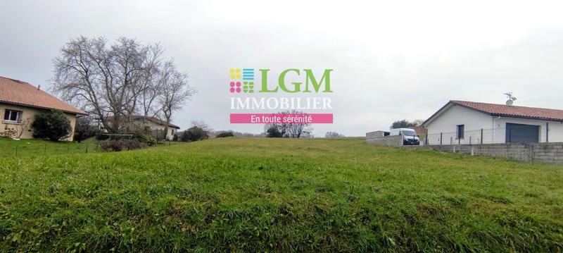 Terrain constructible - 1 095 m²