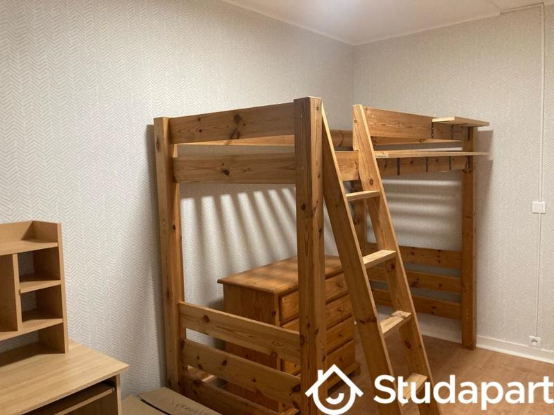 Chambre - 9 m² - 1 pièce