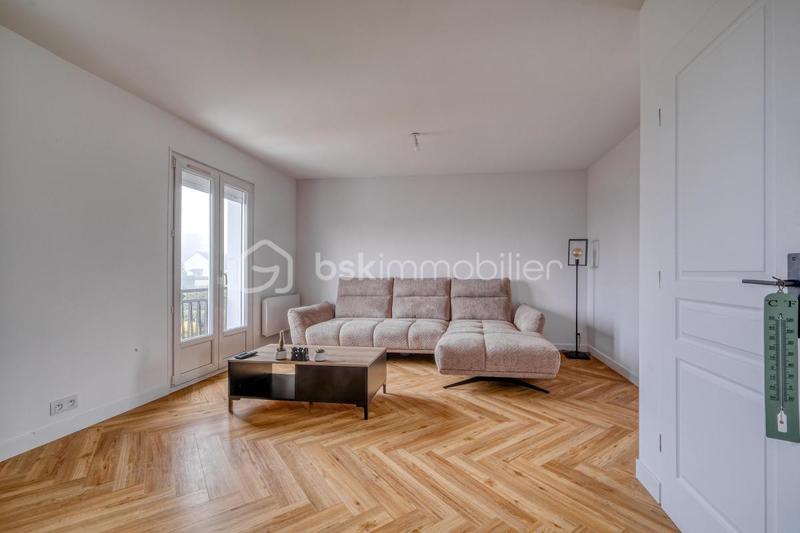 Maison - 94 m² - 5 pièces