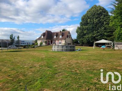 Maison - 190 m² - 9 pièces