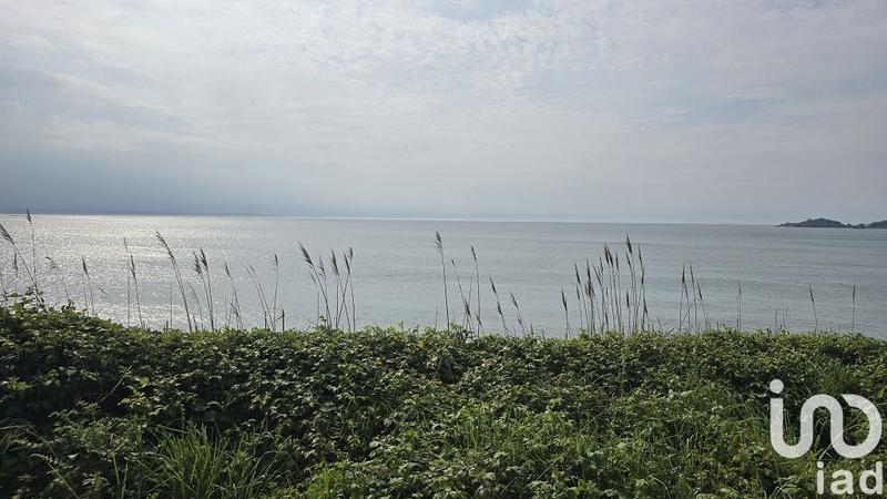 Maison - 121 m² - 7 pièces