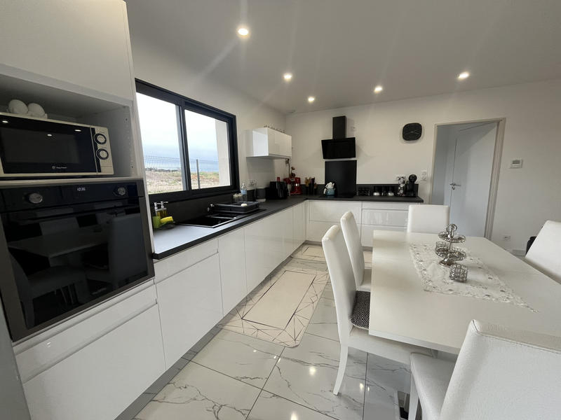 Villa - 145 m² - 5 pièces