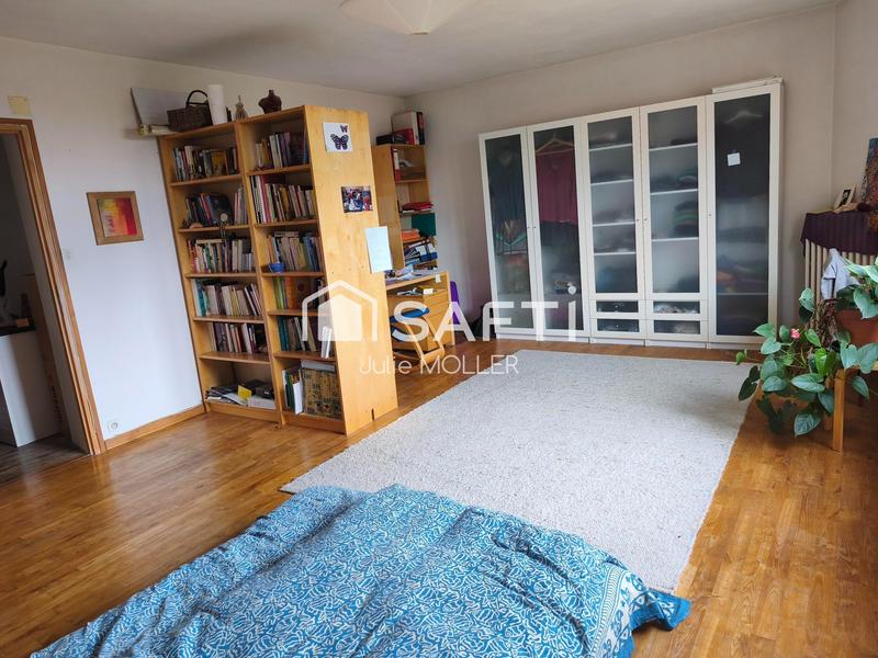 Propriété - 220 m² - 8 pièces