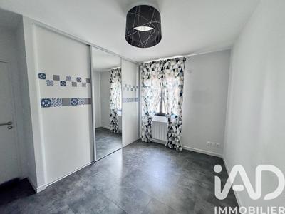Appartement - 90 m² - 3 pièces