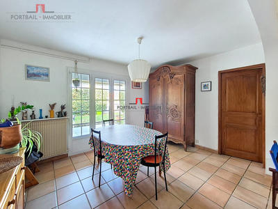 Maison - 135 m² - 6 pièces
