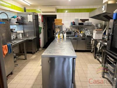 Fonds de commerce - 130 m²