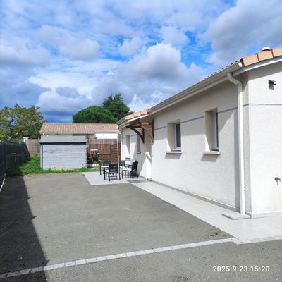 Maison - 95 m² - 5 pièces