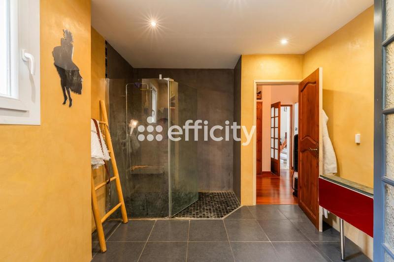 Maison - 160 m² - 4 pièces