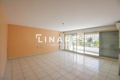 Appartement - 94 m² - 4 pièces