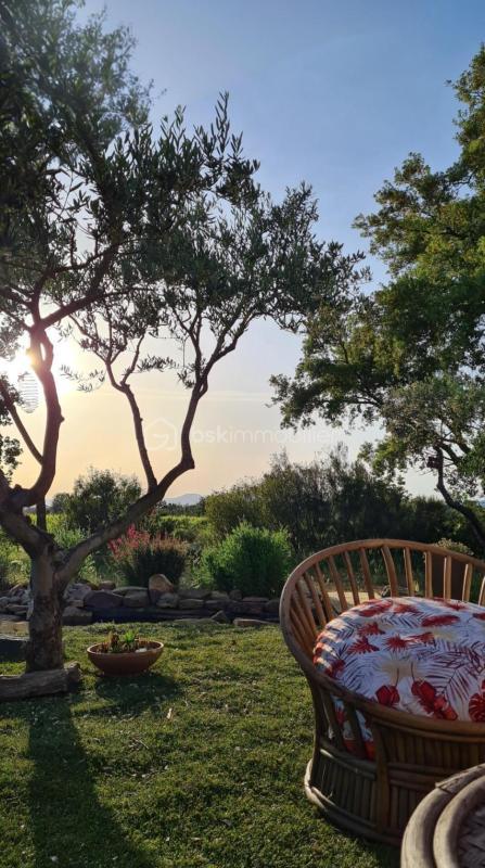 Propriété - 162 m² - 6 pièces