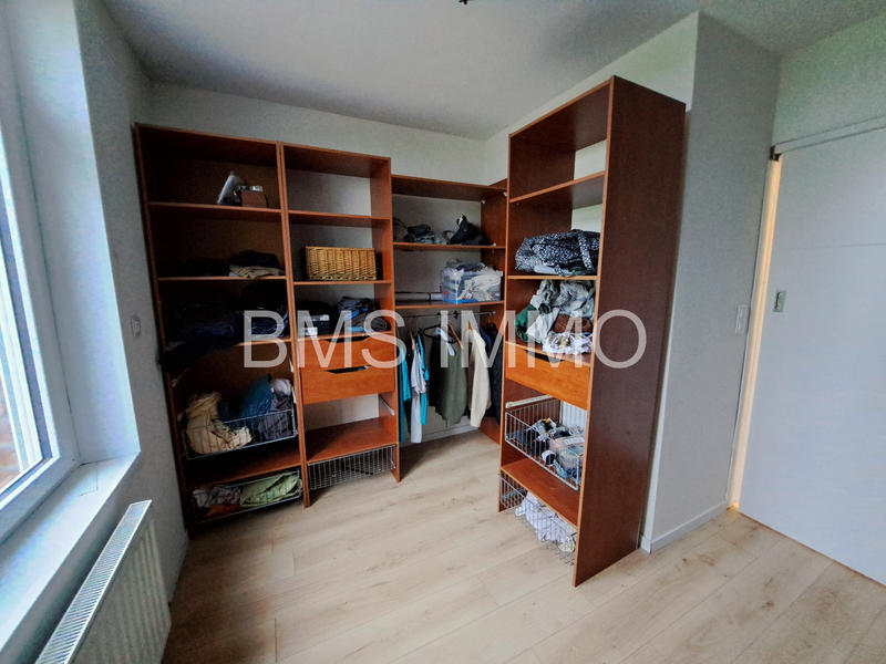 Maison - 199 m² - 6 pièces