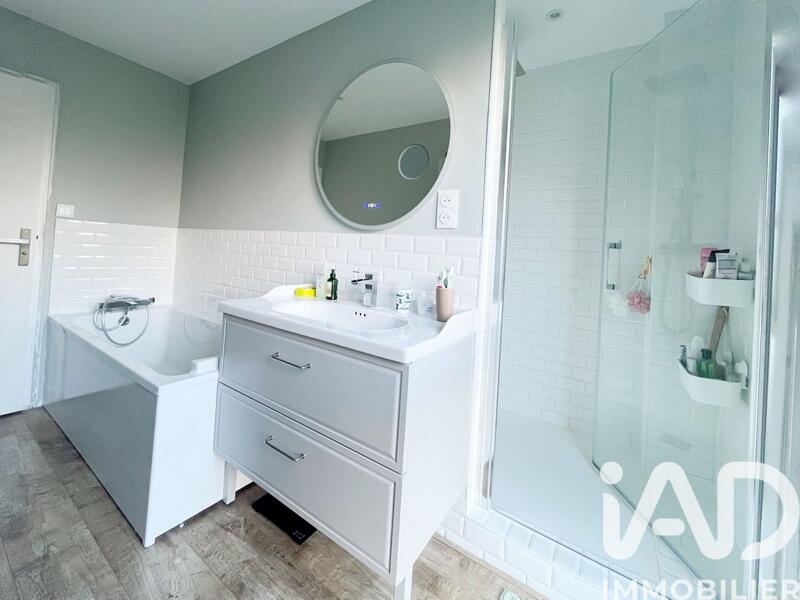 Appartement - 87 m² - 5 pièces