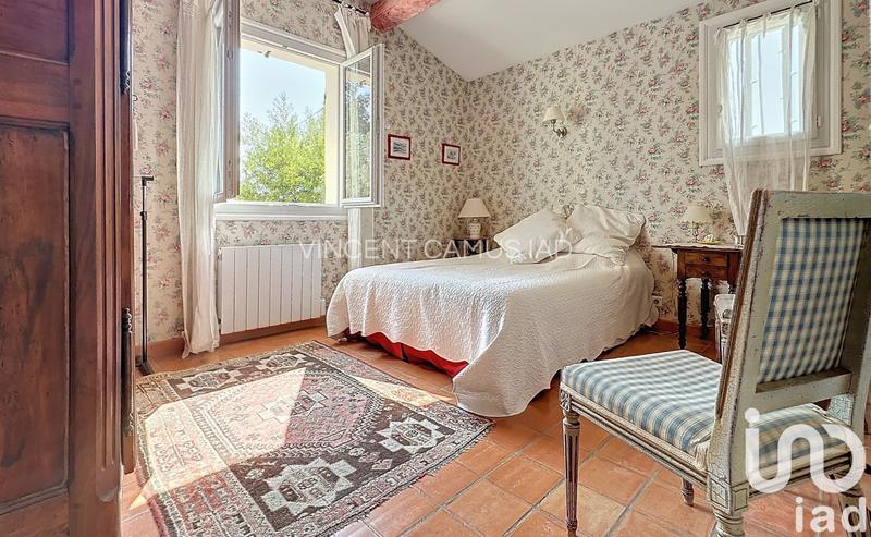 Maison - 177 m² - 7 pièces