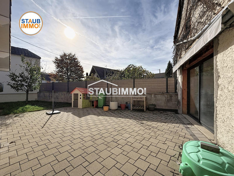 Maison - 95 m² - 5 pièces