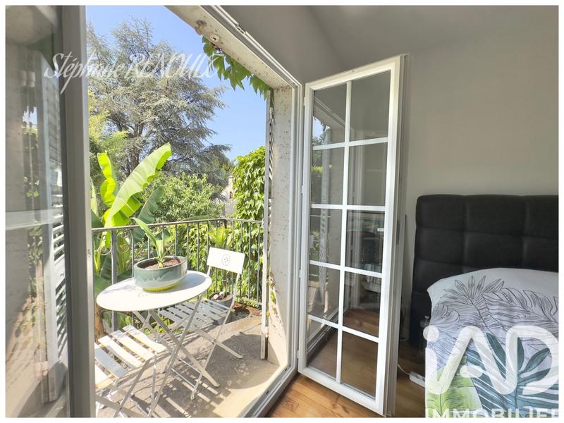 Maison - 218 m² - 6 pièces