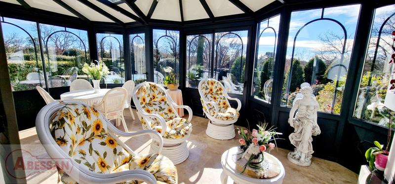 Maison - 201 m² - 5 pièces