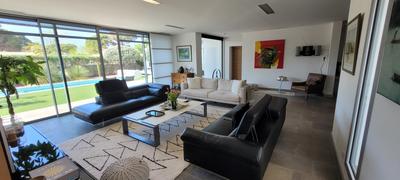 Villa - 312 m² - 7 pièces