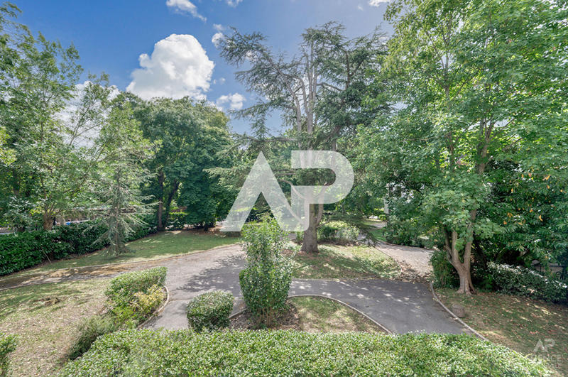 Appartement - 76 m² - 4 pièces