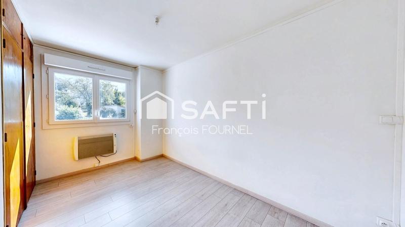 Maison - 93 m² - 6 pièces