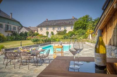 Maison - 488 m² - 20 pièces