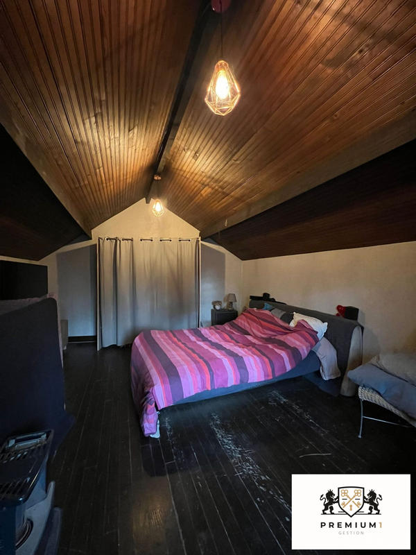 Maison - 161 m² - 6 pièces